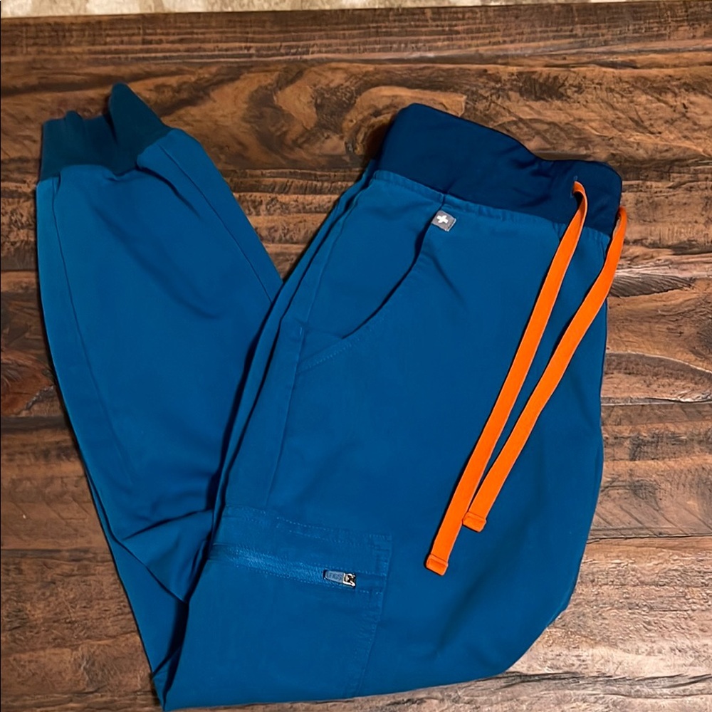 Women’s Figs Deep Reef Scrub Pants